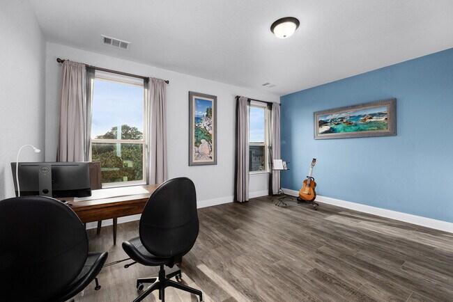 Building Photo - 1825 Bardolino