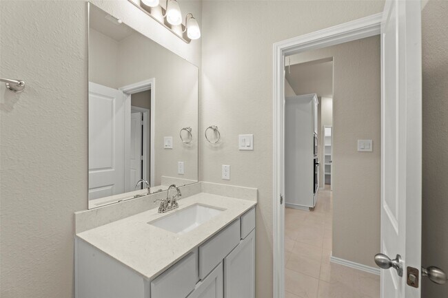 Building Photo - 327 Shining Succulent Dr