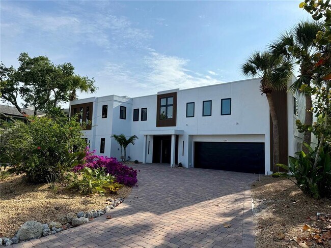 Building Photo - 1257 Tree Bay Ln