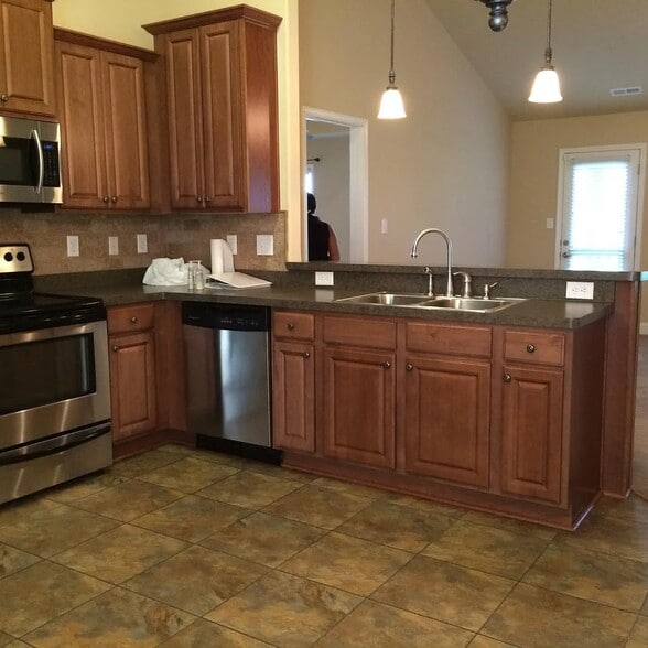 Building Photo - 108 Grantham Cir