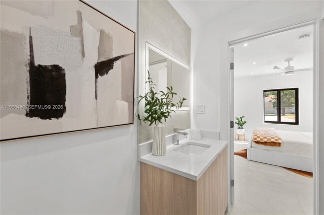 Building Photo - 8246 NE 2nd Ct