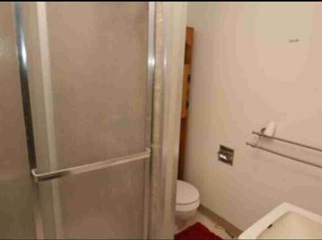 Building Photo - 401 Georgia Pkwy