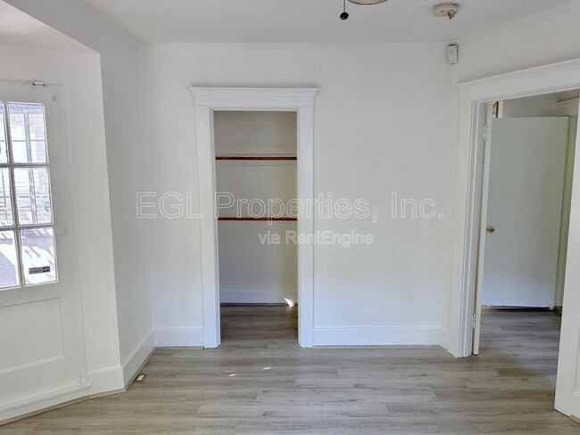 Building Photo - 358 N San Vicente Blvd