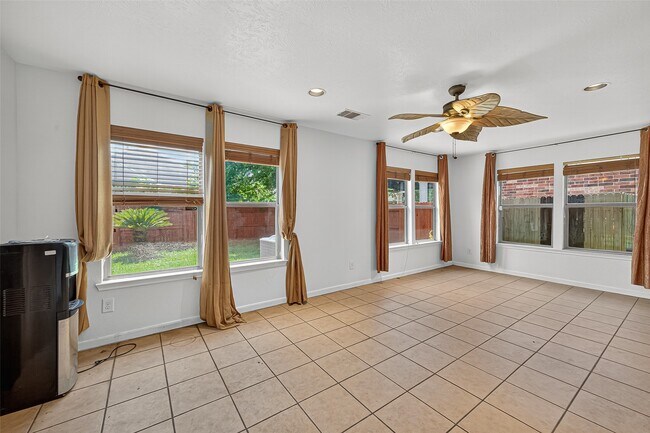 Building Photo - 16547 Lanesborough Dr