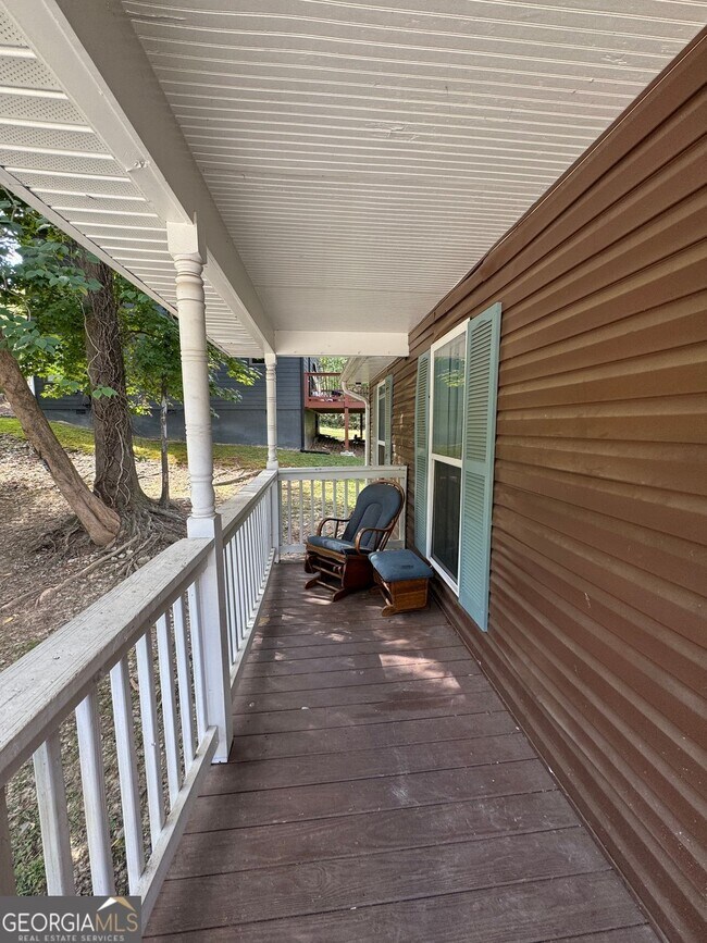 Building Photo - 67 Johnson Rd NW