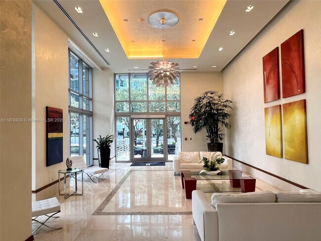 Building Photo - 1060 Brickell Ave