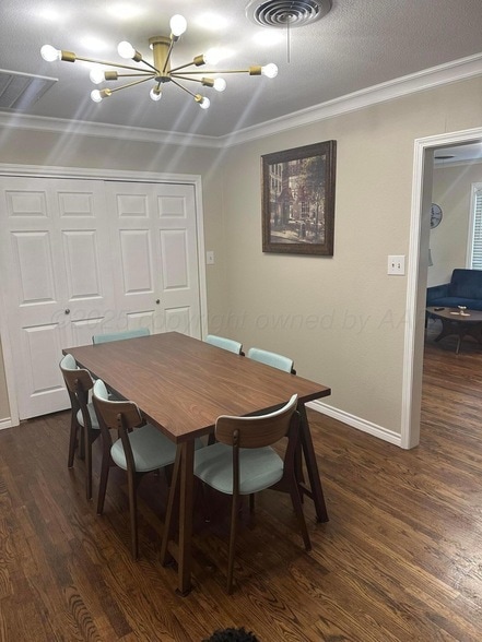 Building Photo - 1118 Bellaire St