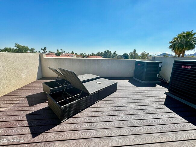 Building Photo - 3107 N 70th St