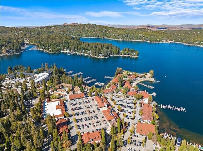 Building Photo - 400 Cottage Grove Rd