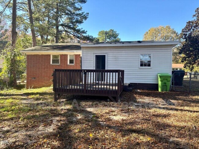 Building Photo - 1019 Greenwich St