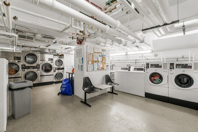 Building Photo - 3600 N Lake Shore Dr