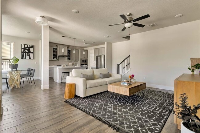 Building Photo - 8415 Laughlin Ln