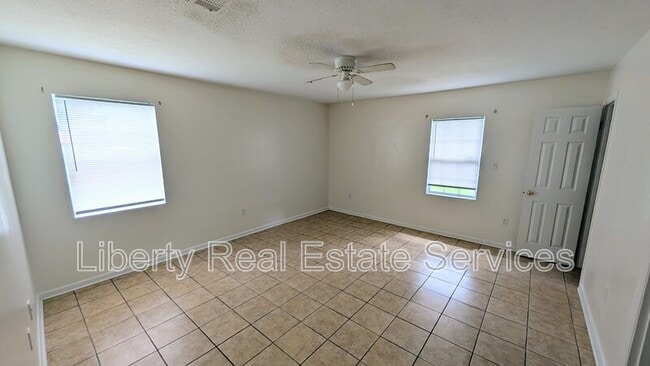 Building Photo - 179 Cherokee Cir