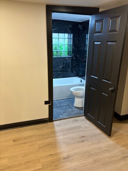 2nd Bathroom - 5965 W Erie St