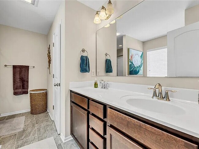 Building Photo - Earn Wealth While Leasing - Like a Homeown...