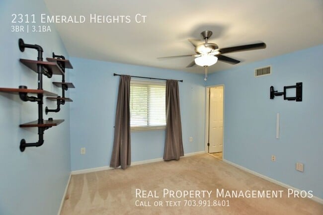 Building Photo - 2311 Emerald Heights Ct