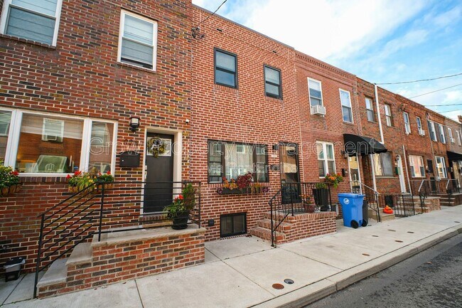 Building Photo - 928 Hoffman St