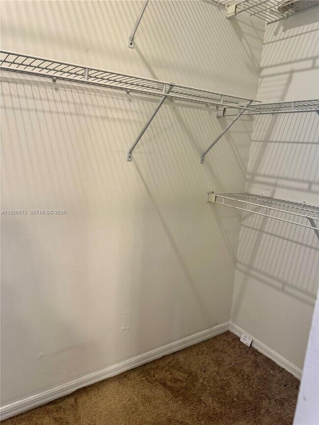 Building Photo - 815 Vista Meadows Dr