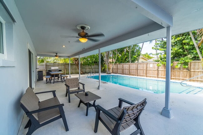 Building Photo - 3151 NW 69th St