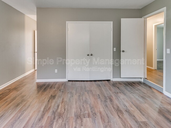 Building Photo - 3828 NW 64th St