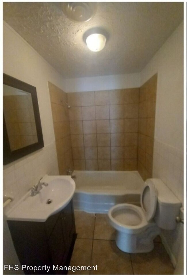 Building Photo - 4 br, 2 bath House - 1731 W Walnut