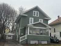 Building Photo - SINGLE FAMILY MOVE-IN READY. you must see !