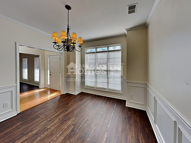 Building Photo - 3204 Chippewa Run NW