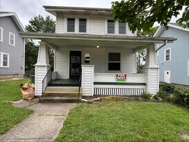 Building Photo - 159 E Lakeview Ave