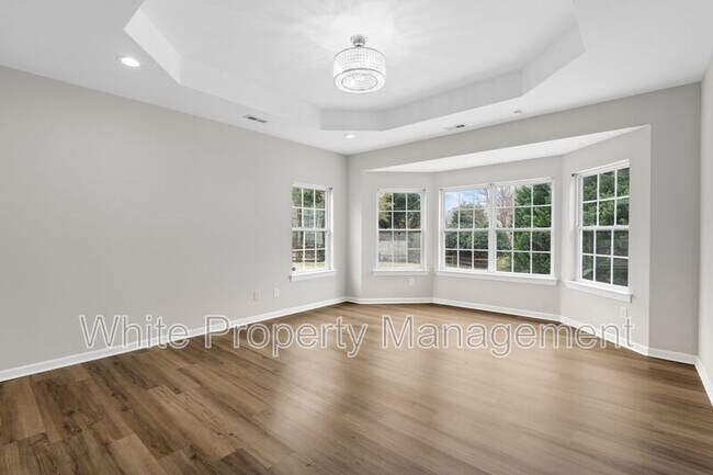 Building Photo - 11012 Southfield Dr