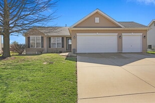 Building Photo - 814 Cone Flower Dr