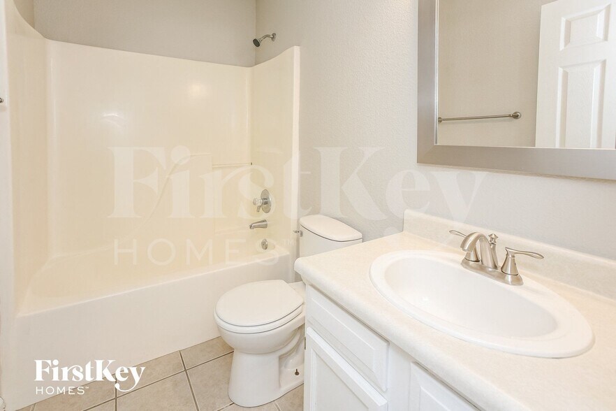 Building Photo - 6041 Gimbel Cir
