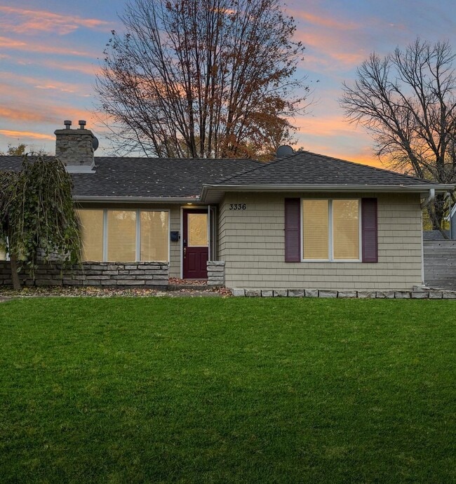 Building Photo - 3338 Library Ln