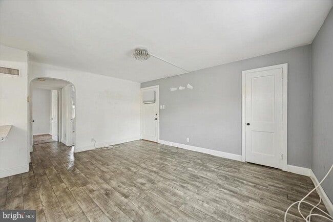 Building Photo - 4004 Lasher Rd