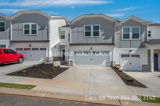Building Photo - 69 Galley Ln