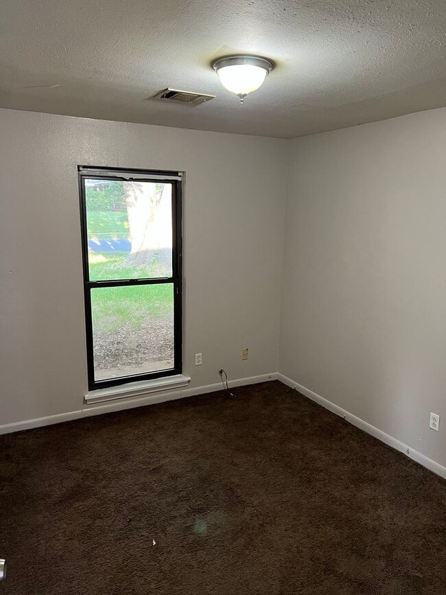 Building Photo - Coming Soon! Southern Hills!