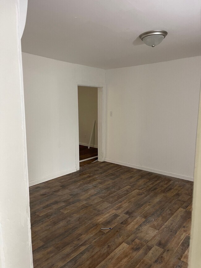 Building Photo - 108 Second Ave