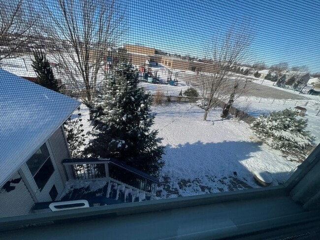 Building Photo - Great family home next door to Edwards Elementary in west Ames-4 bedroom 3 1/2 baths, 2 car garag...