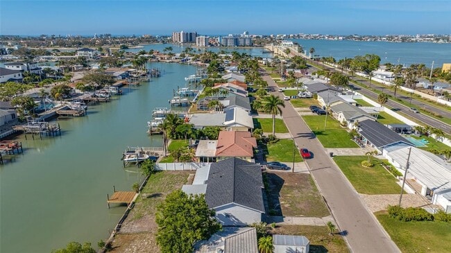 Building Photo - 7930 Causeway Blvd S