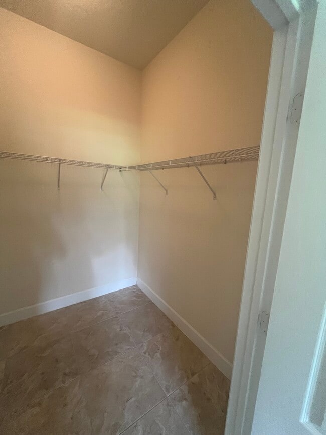 Building Photo - 1436 Carlow Cir