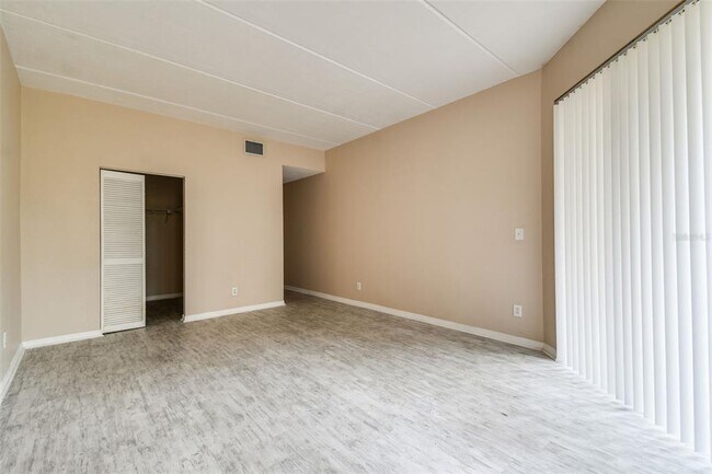 Building Photo - 101 Lindsay Ln