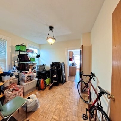 Building Photo - 306 Prospect St