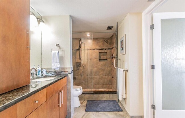 Building Photo - 5541 Del Sol Blvd