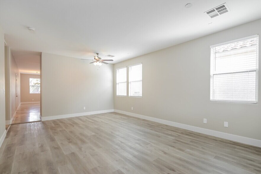 Building Photo - 11682 Autunno St