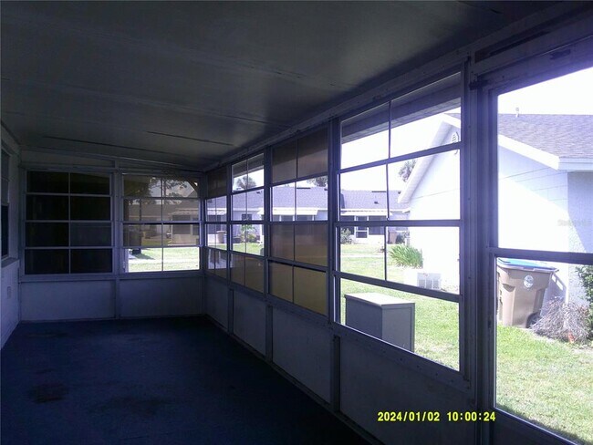 Building Photo - 71 Lake Villa Way