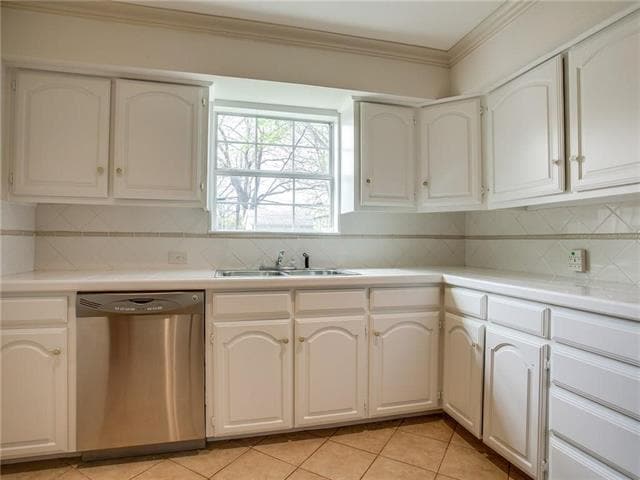 Building Photo - 5018 Wenonah Dr