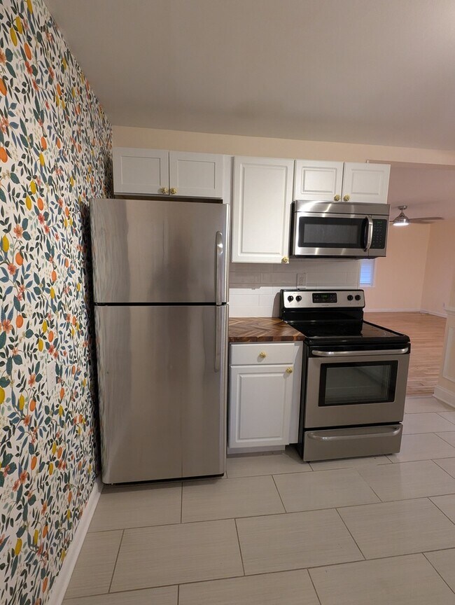 Building Photo - 2506 N Duke St