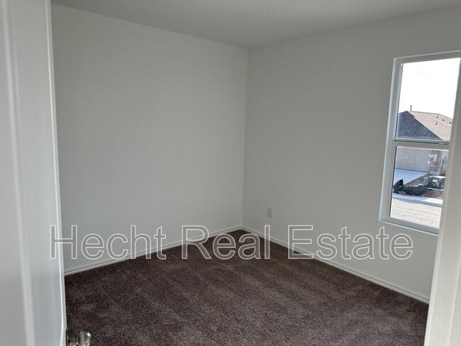 Building Photo - 9037 James Bowie