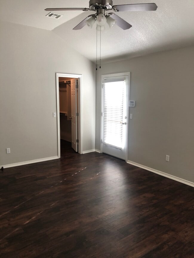 Building Photo - 509 Cherokee Gate Dr