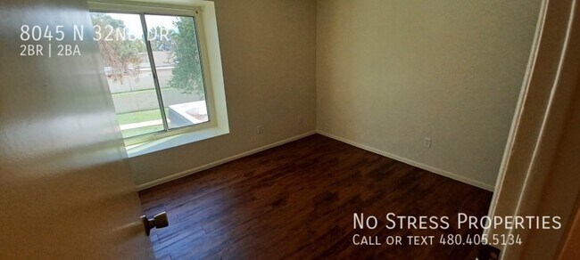 Building Photo - 2 Bed Town Home at 35th Ave and Northern!