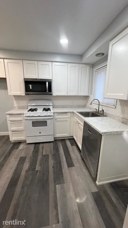 Building Photo - 3 br, 1.5 bath House - 23070 Scotia Rd